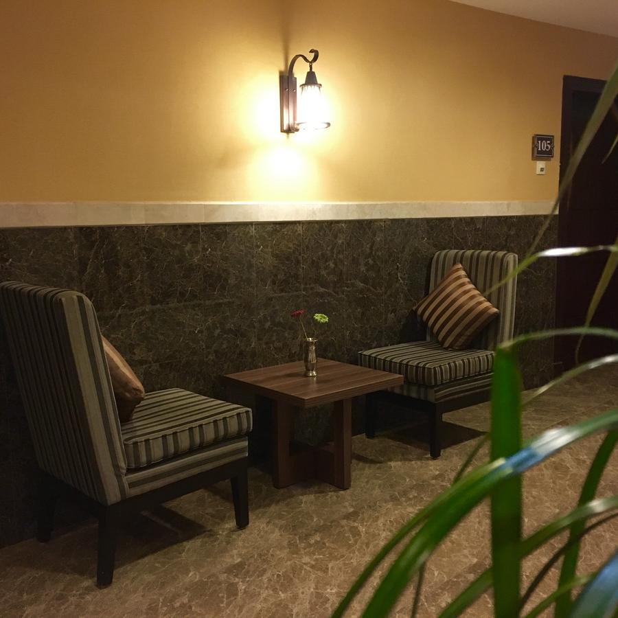 Gold Inn Hotel Ал Хубар Екстериор снимка